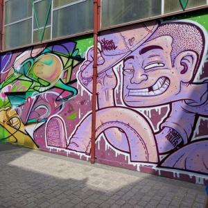 Visite de Vitry, la capitale française du street art, avec une artiste