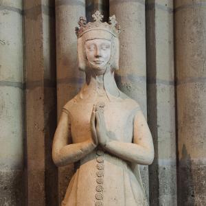 La Basilique de Saint-Denis à travers ses reines et princesses