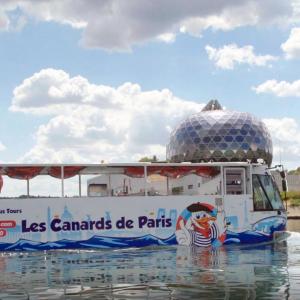 Embarquement à bord de « Marcel le Canard », le premier bus amphibie français