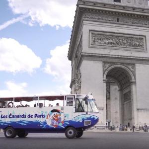 Embarquement à bord de « Marcel le Canard », le premier bus amphibie français