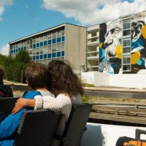 Croisière street art sur le canal de l’Ourcq + cinéma en plein air à la Villette