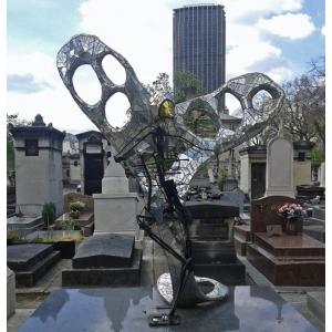 Dans le secret du cimetière Montparnasse
