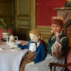 Les marionnettes racontent le château de Grosbois