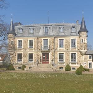 Visite guidée d'exposition au Château des Tourelles