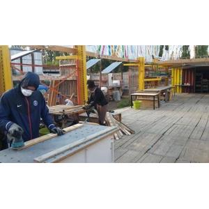 Atelier bricolage avec La Requincaillerie au Port de loisirs de l'Eté du Canal