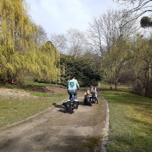 Balade accessible à vélo sur le parc Georges Valbon