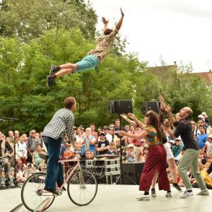 La Bande à Tyrex - Ballet cycliste et musical