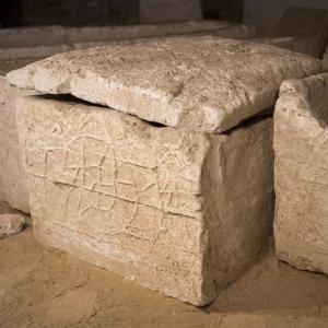 D’une crypte à l’autre : sur les traces de l’archéologie médiévale et moderne à la Courneuve