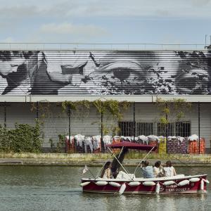 En bateau + atelier affichage sur le Canal