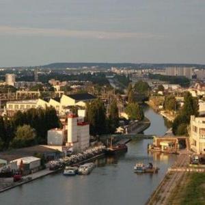Architecture et reconversion sur le canal de l'Ourcq