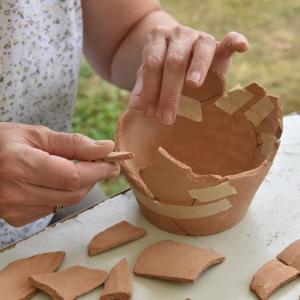 Atelier : Sous l’œil du céramologue à à l’Archéosite