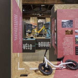 Chasse au trésor dans l'exposition "Ça roule, petites histoires de vélo en banlieue sud"