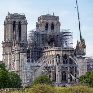 Visite de la Cathédrale Notre-Dame de Paris, incendie et reconstruction