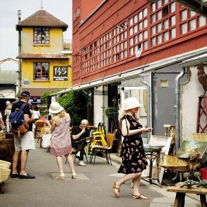 Les Secrets Architecturaux des Puces de Saint-Ouen