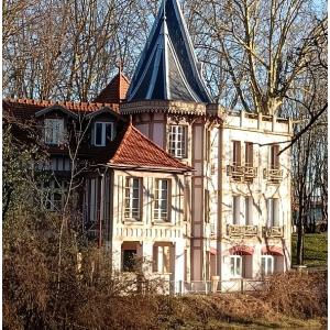 Découverte de Joinville-le-Pont :  Ses bords de Marne, fresques murales et sports nautiques