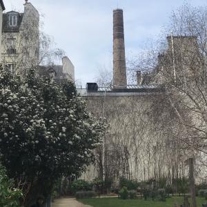Cours, jardins et passages cachés du Marais