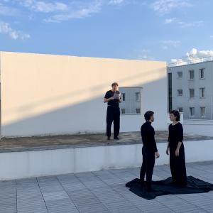 Centre culturel Nelson Mandela, architecture atypique et toit caché