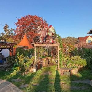 Petit déjeuner et découverte d’un jardin urbain collectif et solidaire - Biennale Multitude