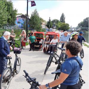 Balade à vélo - Nuit blanche à Aubervilliers
