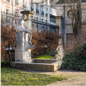 © ALAIN DE BAUDUS