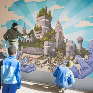 De l’usine au graffiti : visite du Rotin, rencontre et performance en direct d’un artiste graffeur - PHENOMEN'ART
