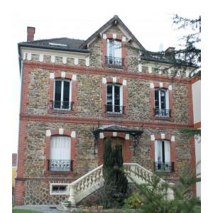 Balade dessinée et aquarellée : À la découverte des belles demeures de Montfermeil