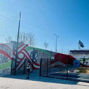 Face à la fresque : rencontre inaugurative avec Khwezi et les secrets de son alphabet - PHENOMEN'ART
