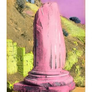 Elizabeth Lennard, Pink Column, 1995- 2018, tirage photo argentique sur papier métallique, collection de l’artiste
