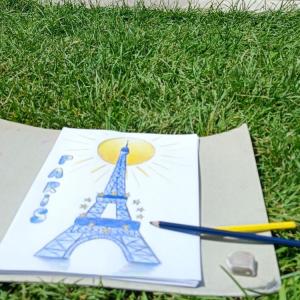 Dessiner la Tour Eiffel : atelier pour les enfants au Trocadéro