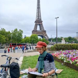 Dessiner la Tour Eiffel : atelier pour les enfants au Trocadéro