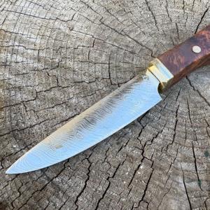 Démonstration par un forgeron-coutelier