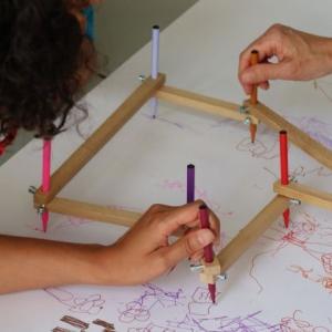 Atelier famille : gravure sur Tetra Pak ®