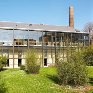 La Briqueterie dévoile (Open studio de Kiswinsida Olivier Gansaore)