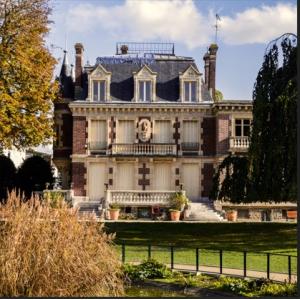 Visite guidée du centre-ville de Nanterre