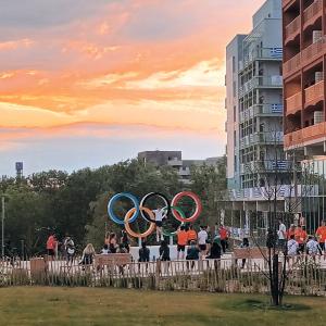 Chronique de Paris 2024 : le Village des Athlètes vu des coulisses !