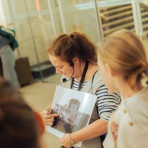 Visites famille et jeune public – Chaillot – Théâtre national de la Danse