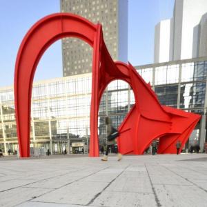 Esplanade de la Défense : art et architecture