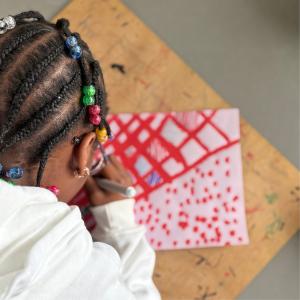 Atelier pour enfants après la visite de l’exposition « Andiamo » au Crédac