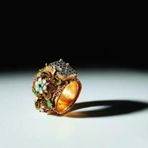 De Venise à Fès, l’art des orfèvres juifs - visite guidée au mahJ