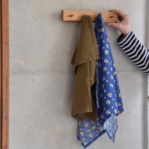 Ateliers manuel dans le surcyclage du bois de bâtiment avec l'atelier R-ARE