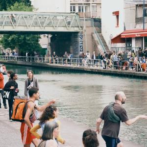 Croisière sur le Canal de l'Ourcq avec la Grosse Plateforme