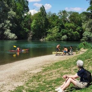 Plages, guinguettes et maisons « Belle Epoque » au bord de la Marne
