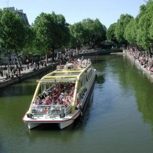 En bateau du Parc de la Villette + atelier masques à Bobigny