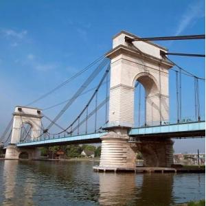 Croisière sur la Seine : architectures au bord de l'eau