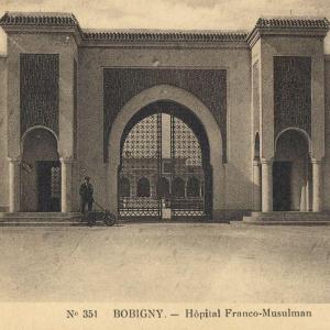Histoires d'architecture hospitalière : visite de l'hôpital Avicenne à Bobigny.