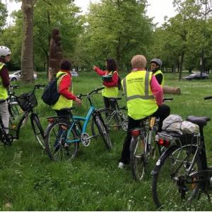 L'art à vélo : balade à vélo dans le bois de Vincennes
