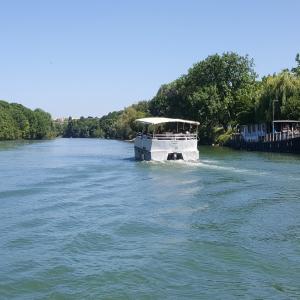 Navigation sur la Marne : vie et activité sur la Marne hier et aujourd'hui - archéosite de la Haute-Ile