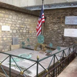 Le cimetière de Picpus et le quartier de la Nation